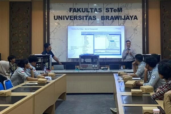 Prodi Instrumentasi FSTeM UB Perkuat Kompetensi Mahasiswa lewat Workshop Otomasi Industri